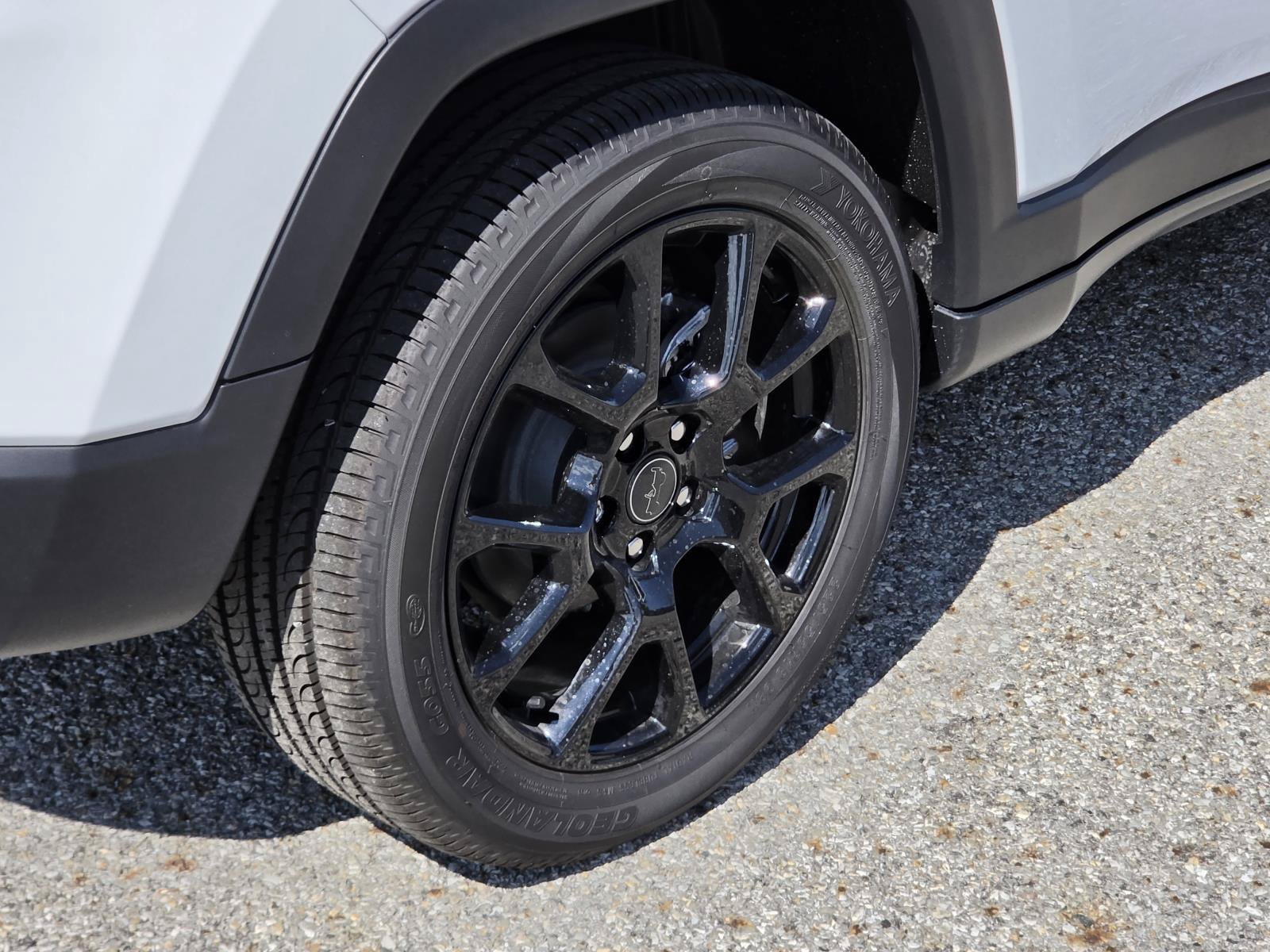New 2026 Jeep Compass Latitude AWD/4WD image 6