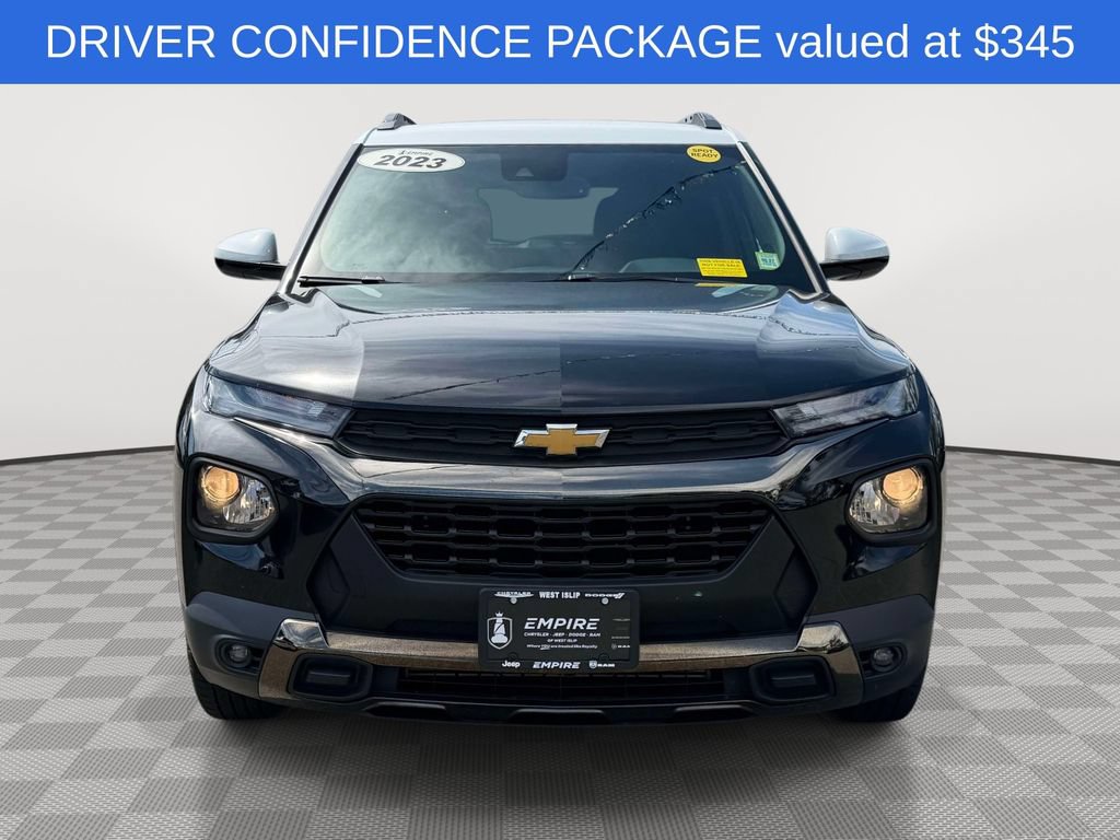 Used 2023 Chevrolet TrailBlazer ACTIV w/ Convenience Package FWD image 2