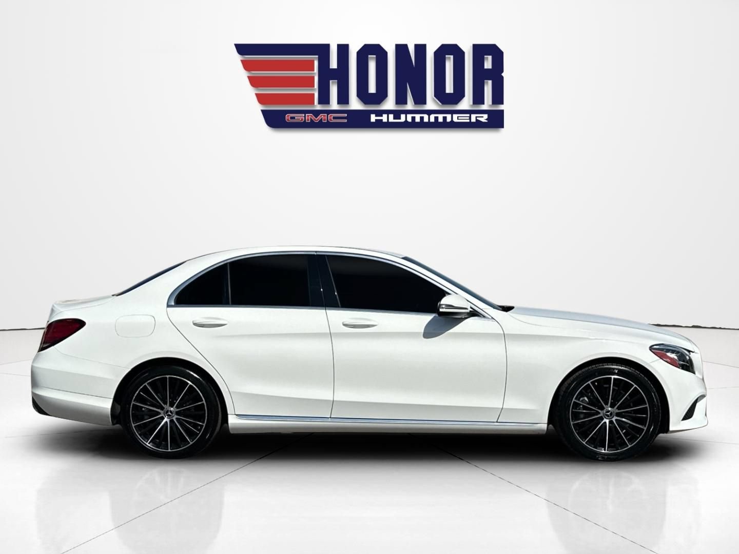 Used 2019 Mercedes-Benz C 300 Sedan image 3