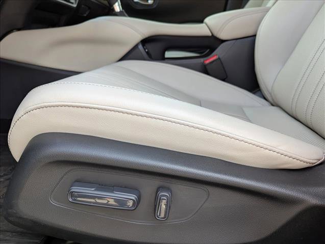 Used 2025 Honda HR-V EX-L image 13