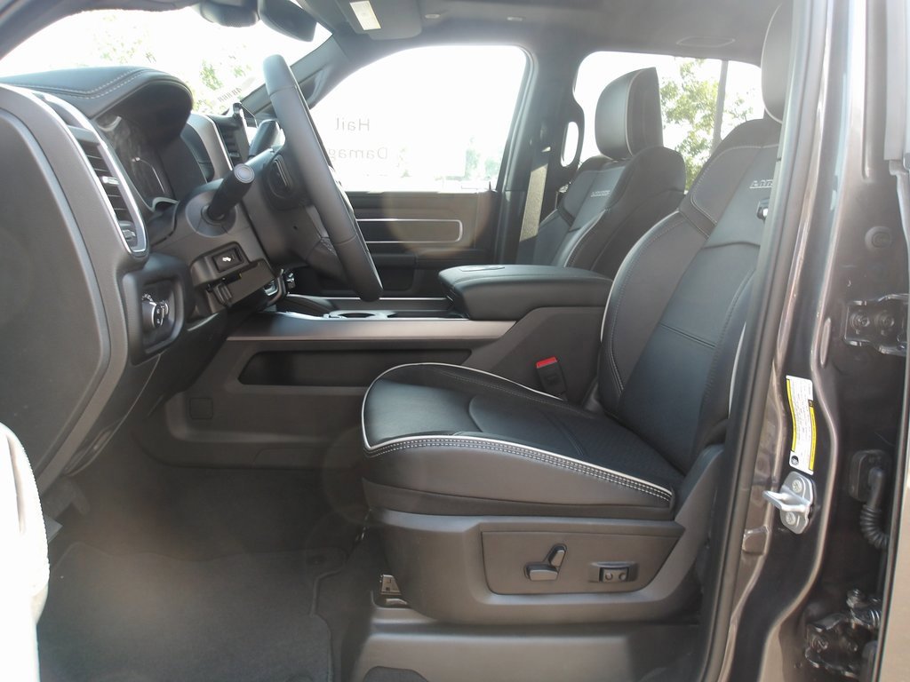 Used 2025 RAM 2500 Laramie image 18