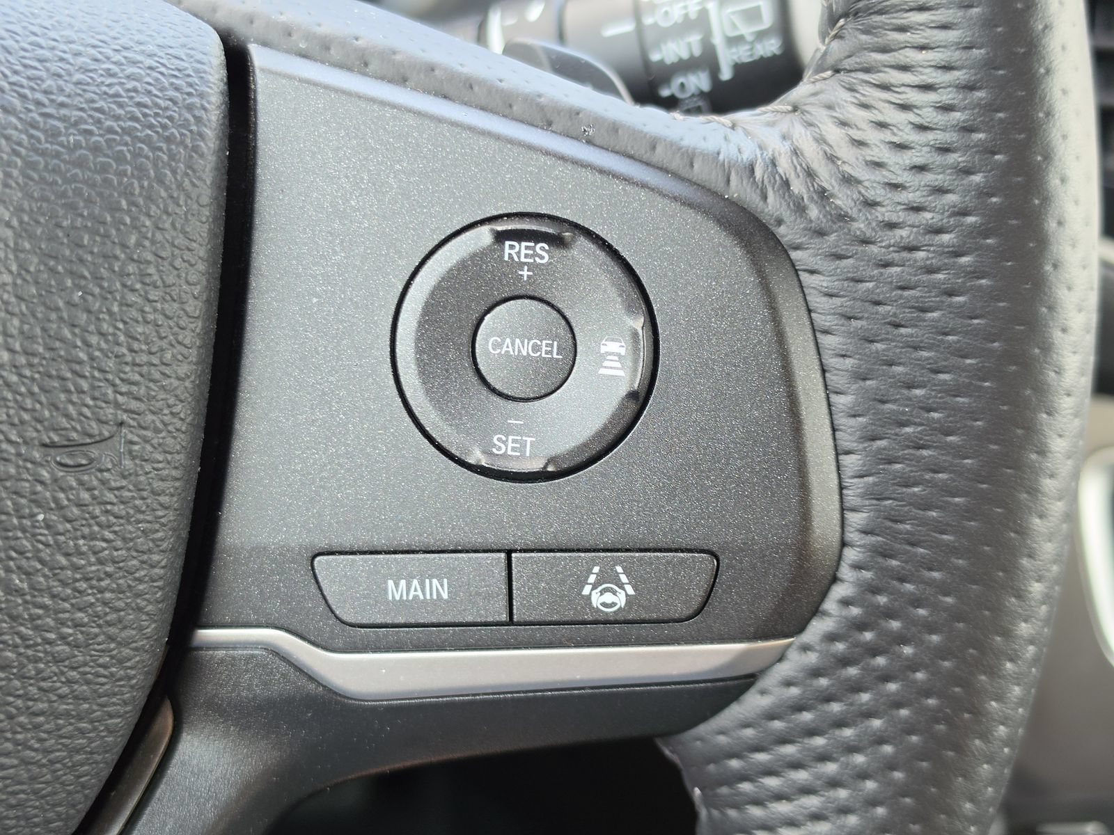 Used 2024 Honda Passport EX-L image 23
