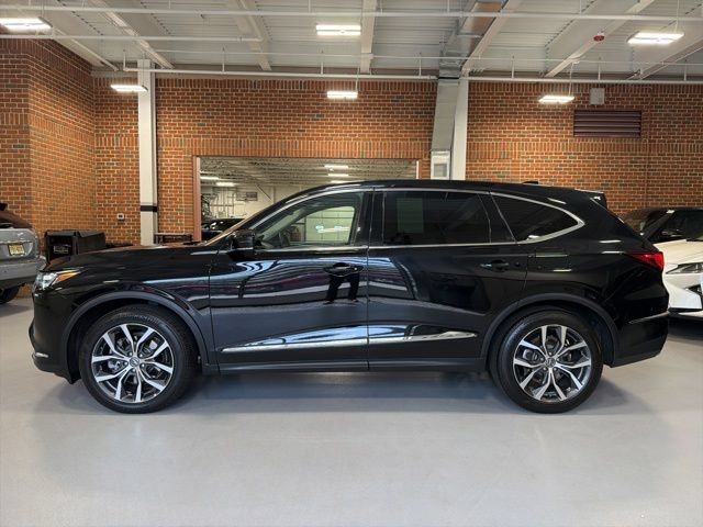 Used 2024 Acura MDX SH-AWD w/ Technology Package image 4