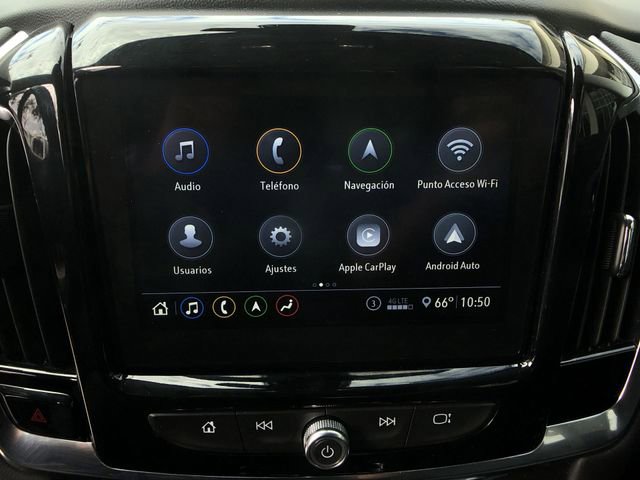 Used 2021 Chevrolet Traverse RS image 24