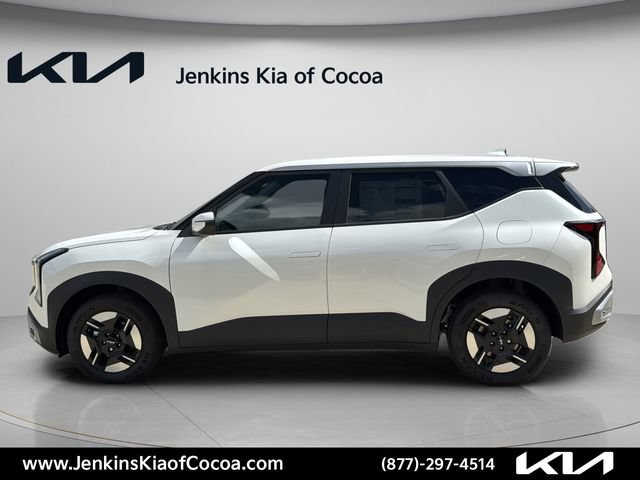 Used 2027 Kia Seltos LX FWD image 9