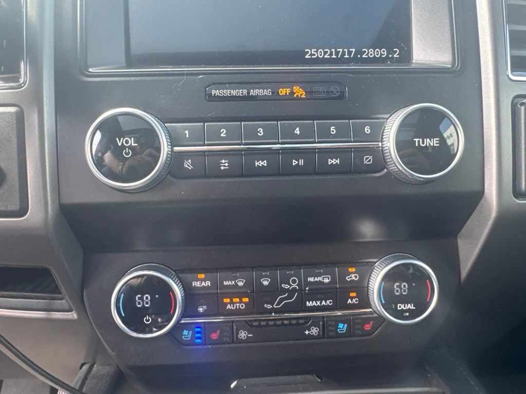 Used 2021 Ford Expedition Max XLT AWD/4WD image 17