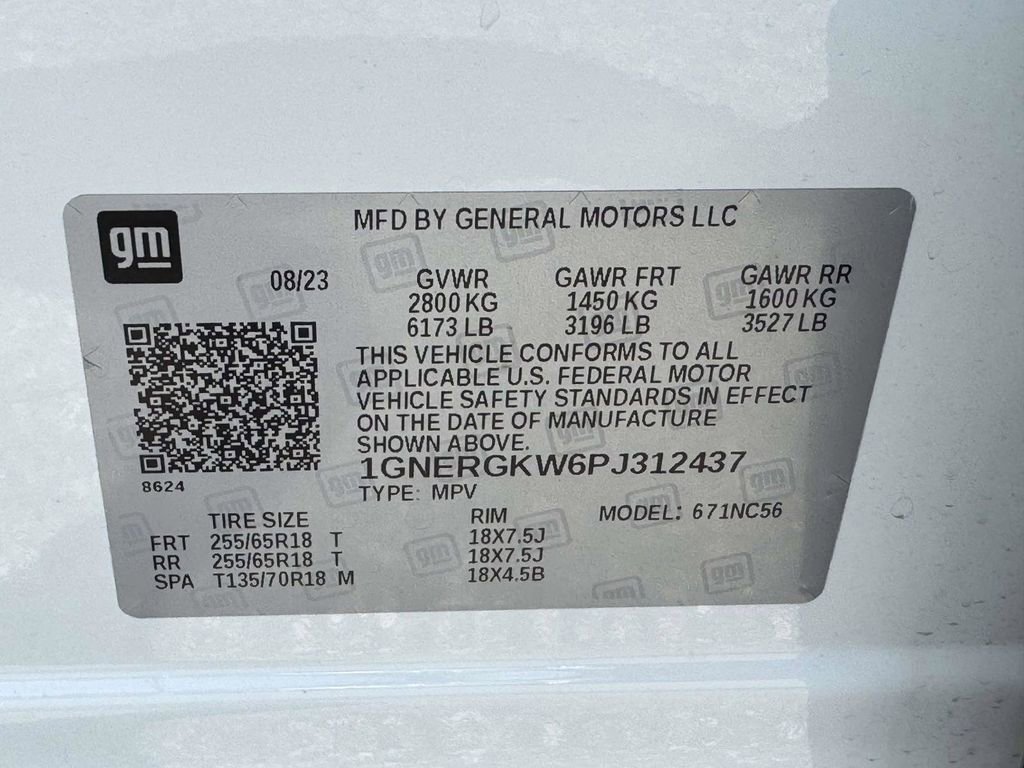 Used 2023 Chevrolet Traverse LT image 29