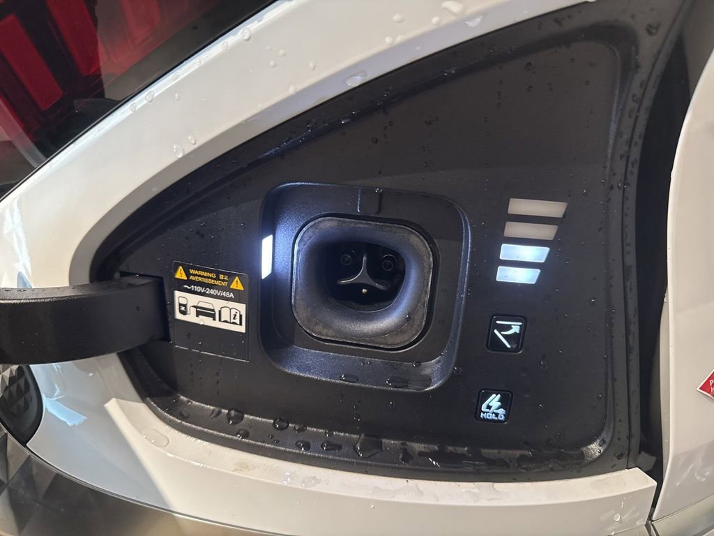 New 2025 Kia EV6 Wind image 22