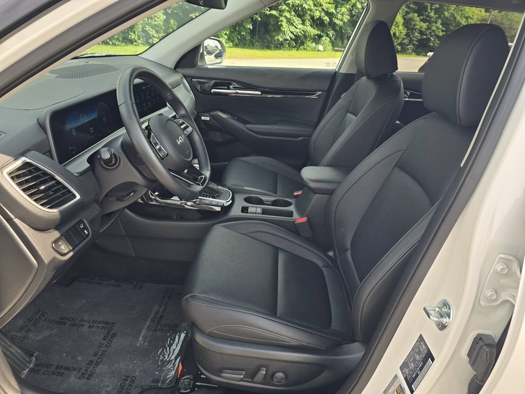 Used 2025 Kia Seltos SX w/ SX Sunroof Package AWD/4WD image 12