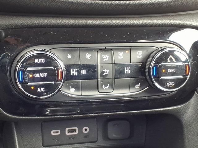 Used 2021 Buick Encore GX Essence w/ Sport Touring Package image 30