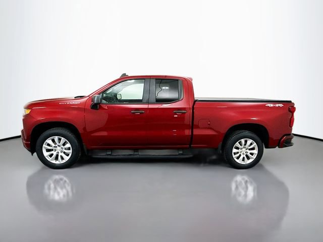 Used 2020 Chevrolet Silverado 1500 Custom w/ Custom Value Package AWD/4WD image 4