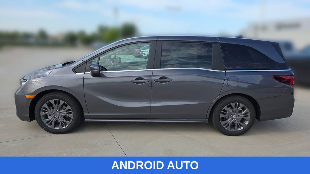 New 2026 Honda Odyssey Touring image 2