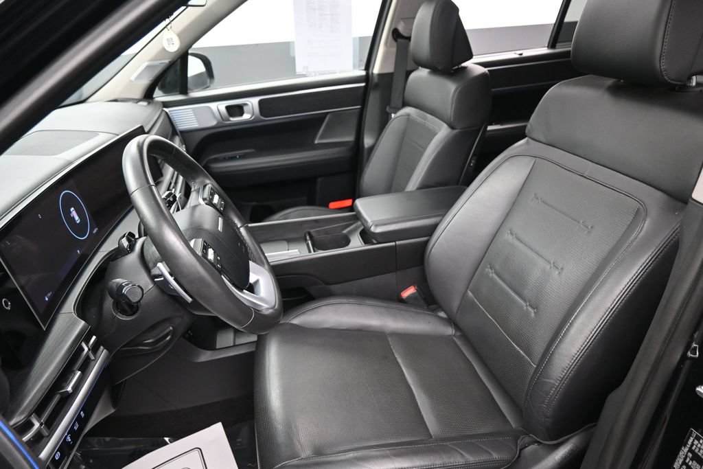 Used 2024 Hyundai Santa Fe Limited FWD image 27