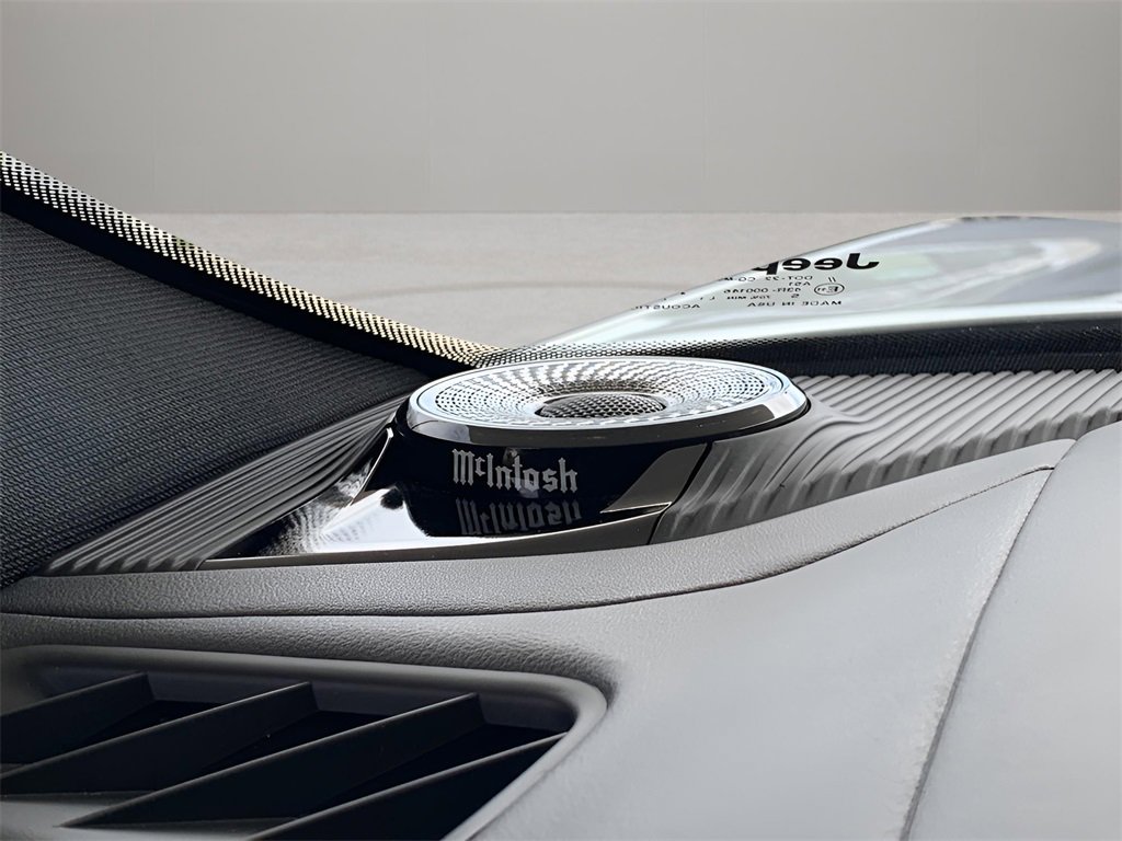 Used 2022 Jeep Grand Cherokee Overland w/ Luxury Tech Group IV image 49