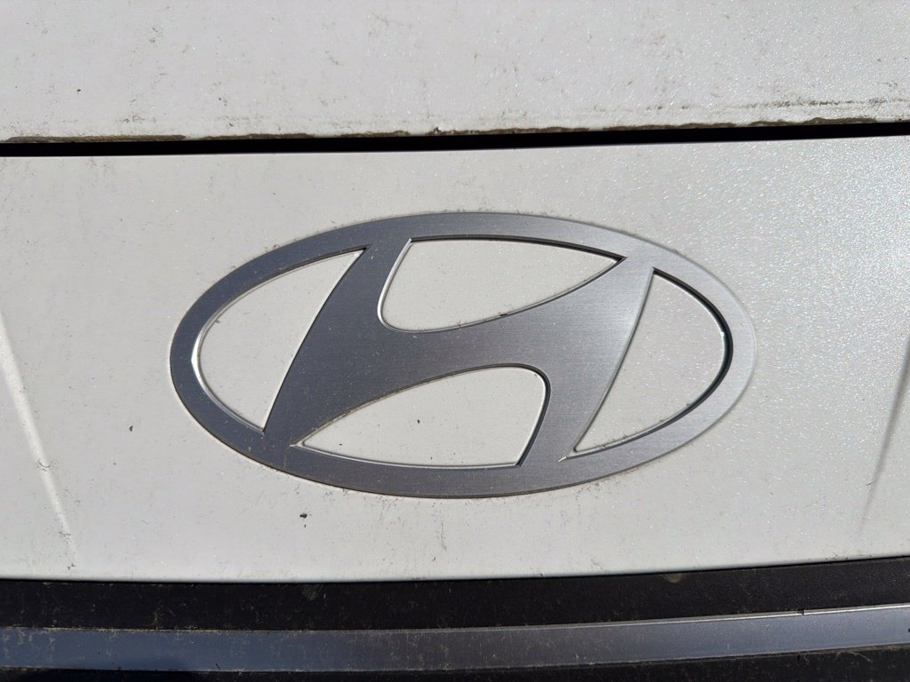 Used 2024 Hyundai Elantra SEL FWD image 16