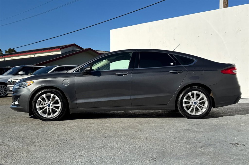 Used 2020 Ford Fusion Energi Titanium image 7