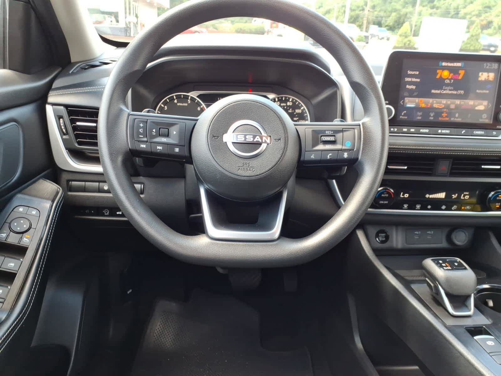 Certified 2024 Nissan Rogue SV AWD/4WD image 14