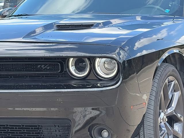 Used 2020 Dodge Challenger SXT w/ Blacktop Package image 4