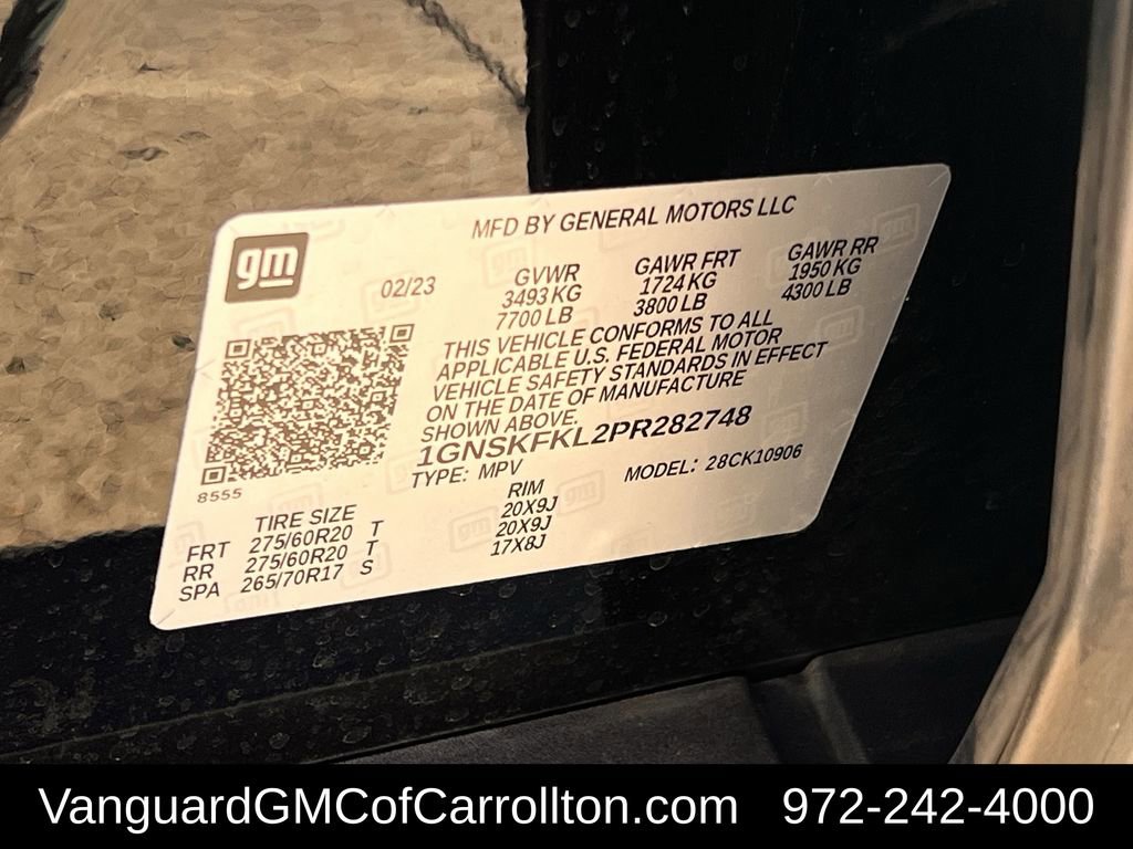 Used 2023 Chevrolet Suburban Premier w/ Advanced Technology Package image 34