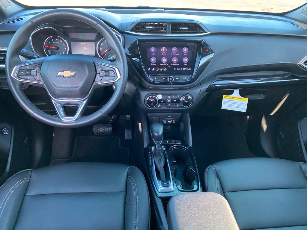 Used 2022 Chevrolet TrailBlazer ACTIV w/ Sun and Liftgate Package FWD image 4