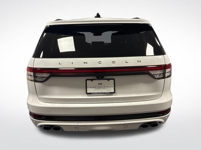 Used 2025 Lincoln Aviator Reserve w/ Jet Appearance Package RWD image 4