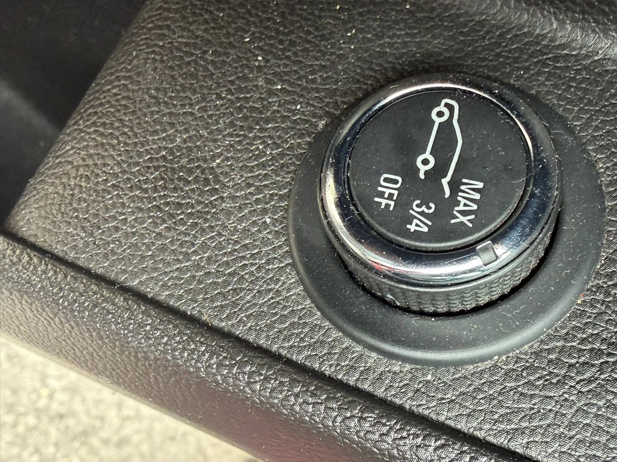 Used 2018 Chevrolet Traverse LT image 30