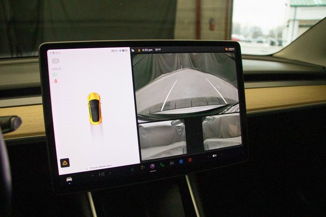 Used 2019 Tesla Model 3 Mid Range image 36