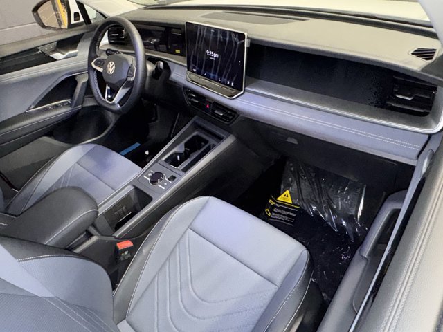 New 2026 Volkswagen Tiguan SE image 10