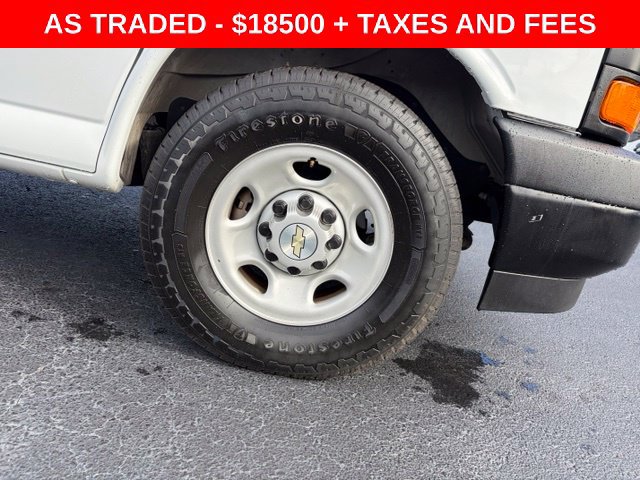 Used 2023 Chevrolet Express 2500 w/ Driver Convenience Package RWD image 8