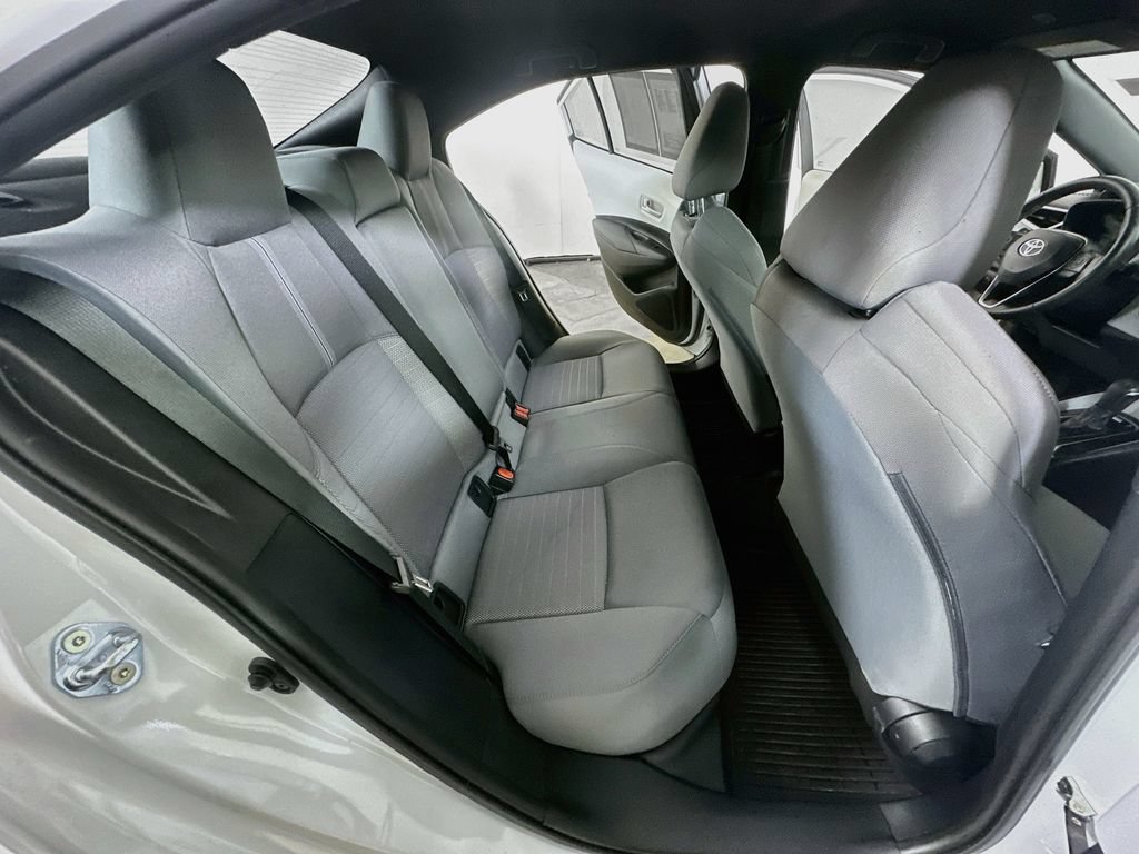 Used 2025 Toyota Corolla SE FWD image 11