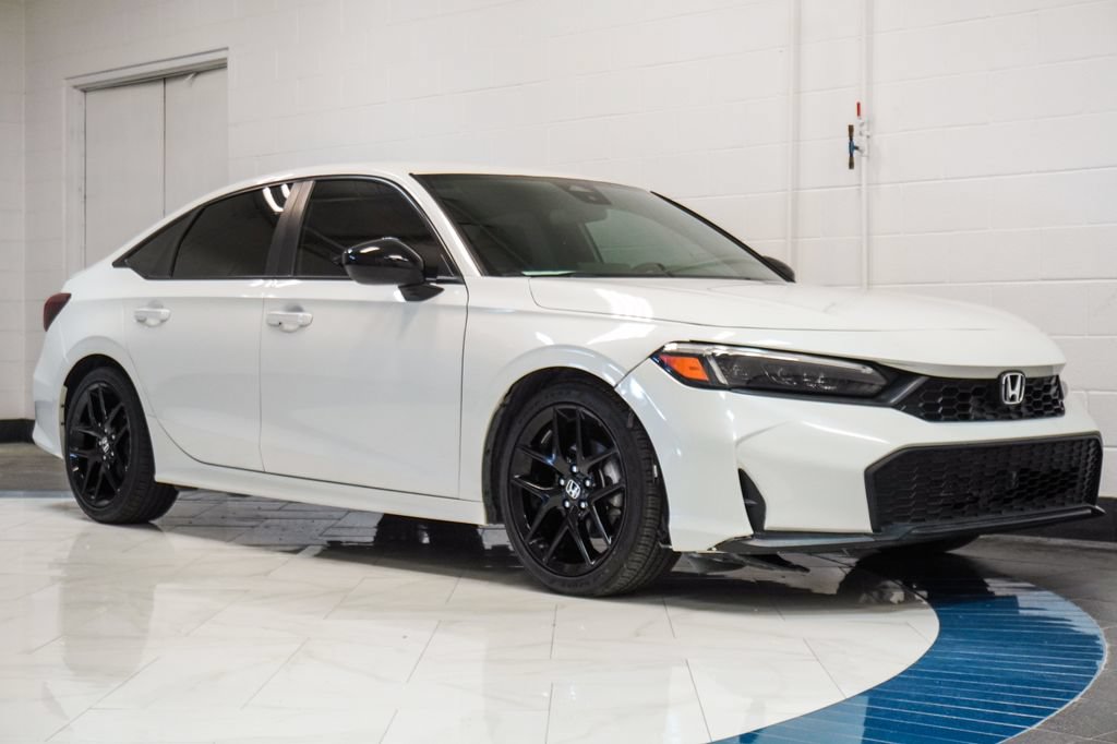 Used 2025 Honda Civic Sport image 5