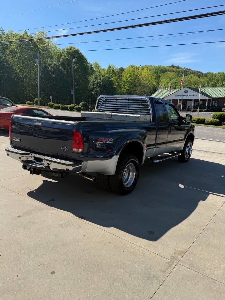 Used 2006 Ford F350 Lariat AWD/4WD image 5