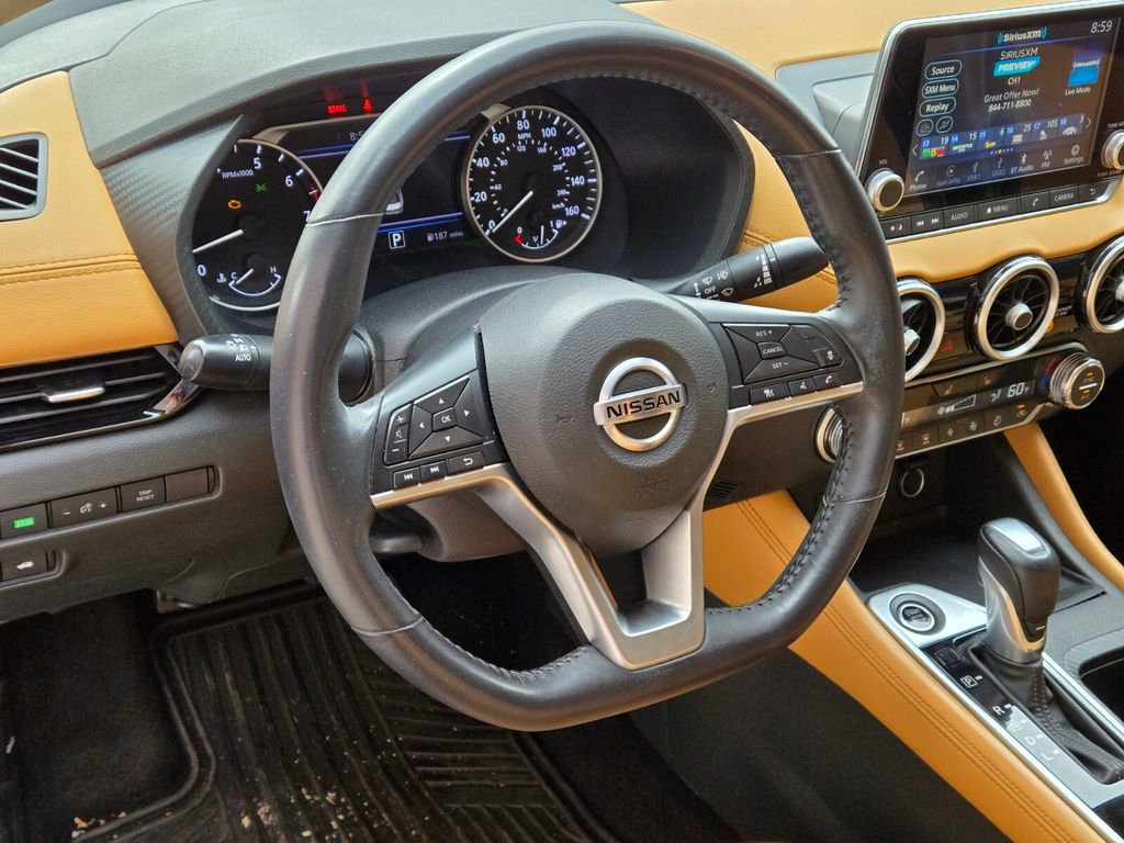 Used 2021 Nissan Sentra SV w/ SV Premium Package image 9