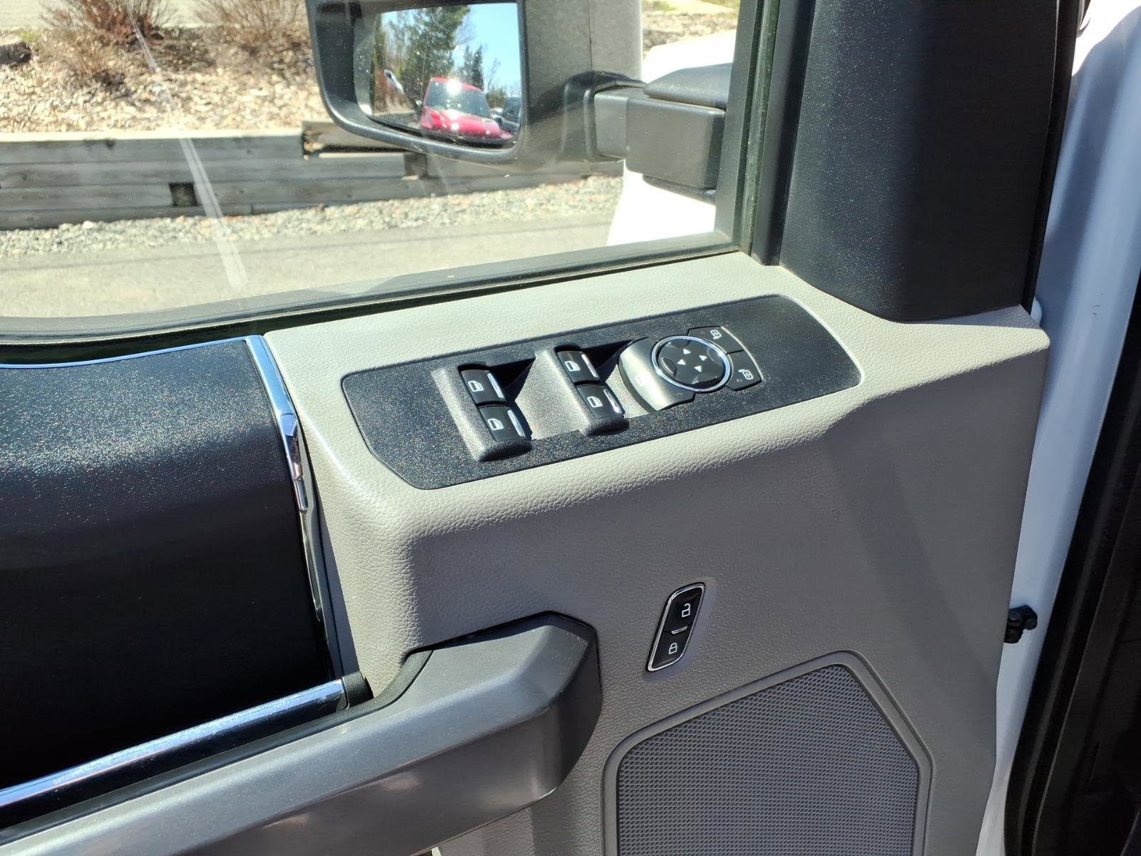 Used 2019 Ford F250 XLT w/ XLT Value Package image 17