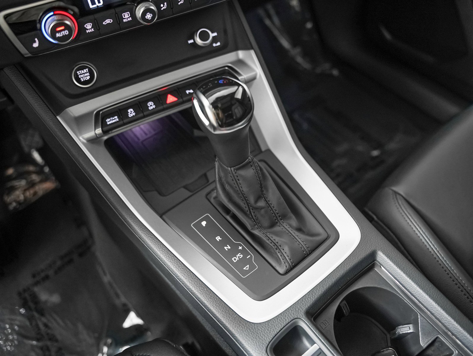 Used 2021 Audi Q3 2.0T Premium Plus w/ Premium Plus Package image 18