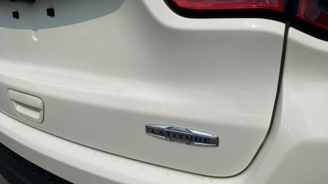 Used 2019 Jeep Compass Latitude AWD/4WD image 30