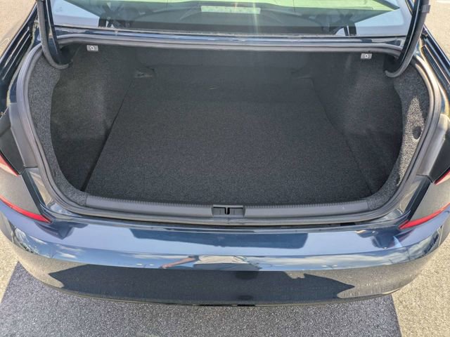 Used 2020 Volkswagen Passat 2.0T R-Line FWD image 13