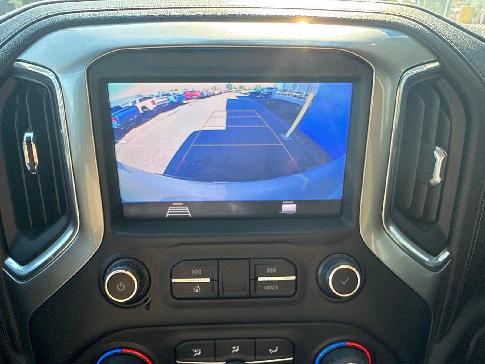Used 2019 Chevrolet Silverado 1500 LT w/ All-Star Edition AWD/4WD image 18