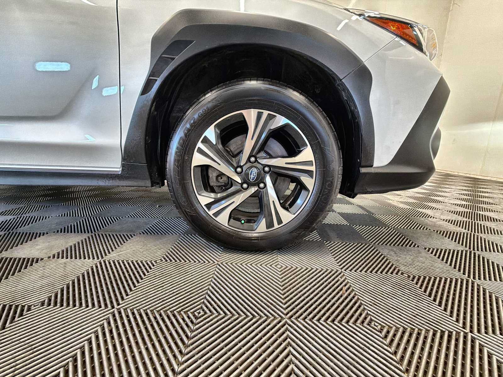 Used 2024 Subaru Crosstrek 2.0i Premium AWD/4WD image 19