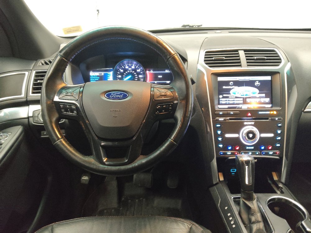 Used 2016 Ford Explorer Sport w/ Equipment Group 401A AWD/4WD image 22