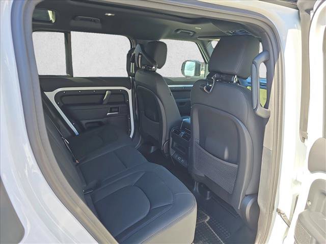 New 2026 Land Rover Defender 110 X-Dynamic SE AWD/4WD image 11