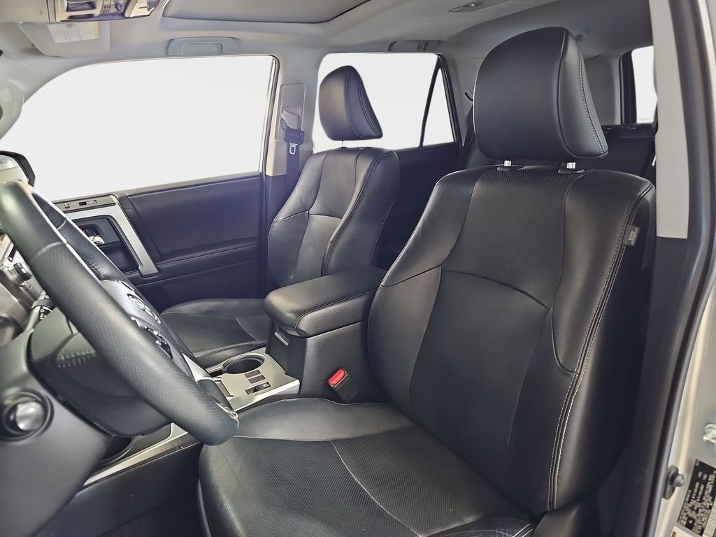 Used 2015 Toyota 4Runner Limited AWD/4WD image 17