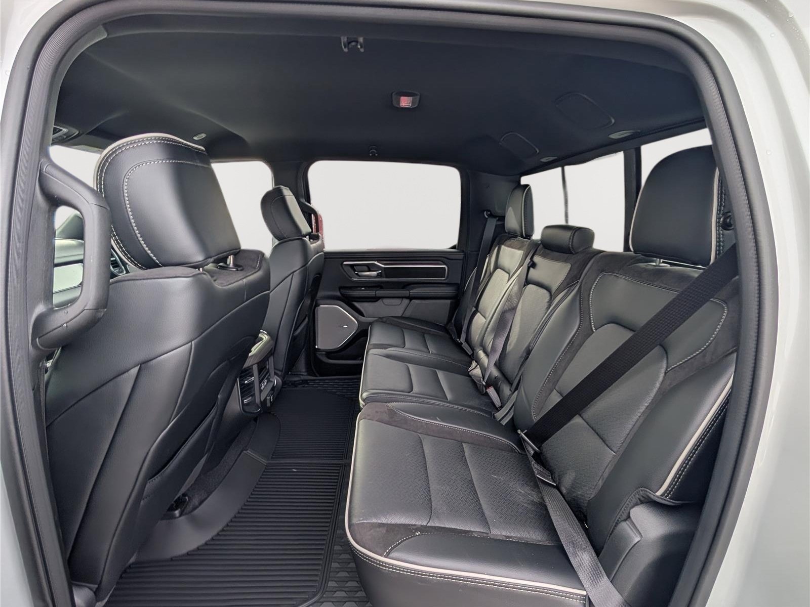 New 2026 RAM 1500 Laramie w/ Night Edition AWD/4WD image 11