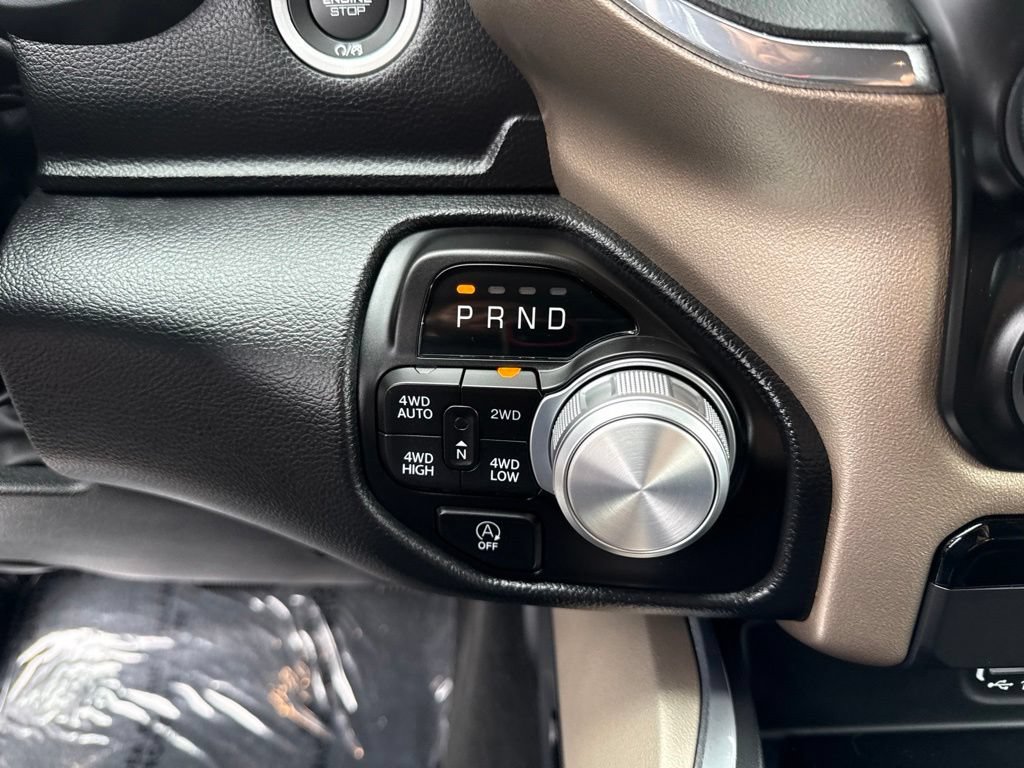 Used 2022 RAM 1500 Laramie AWD/4WD image 14