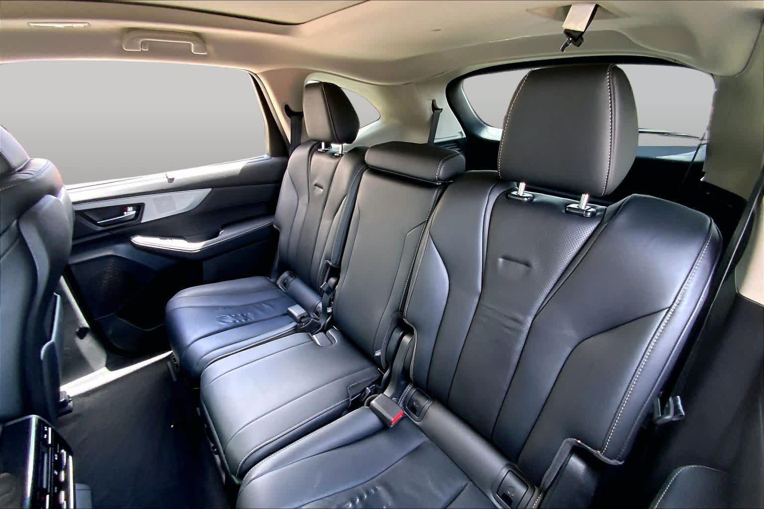 Used 2023 Acura MDX FWD w/ Technology Package image 19