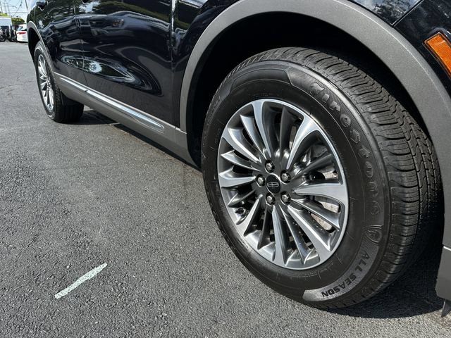 Certified 2023 Lincoln Nautilus AWD w/ Premium Package image 11