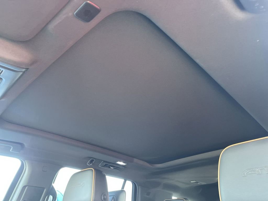 Used 2021 GMC Yukon AT4 w/ AT4 Premium Plus Package image 9