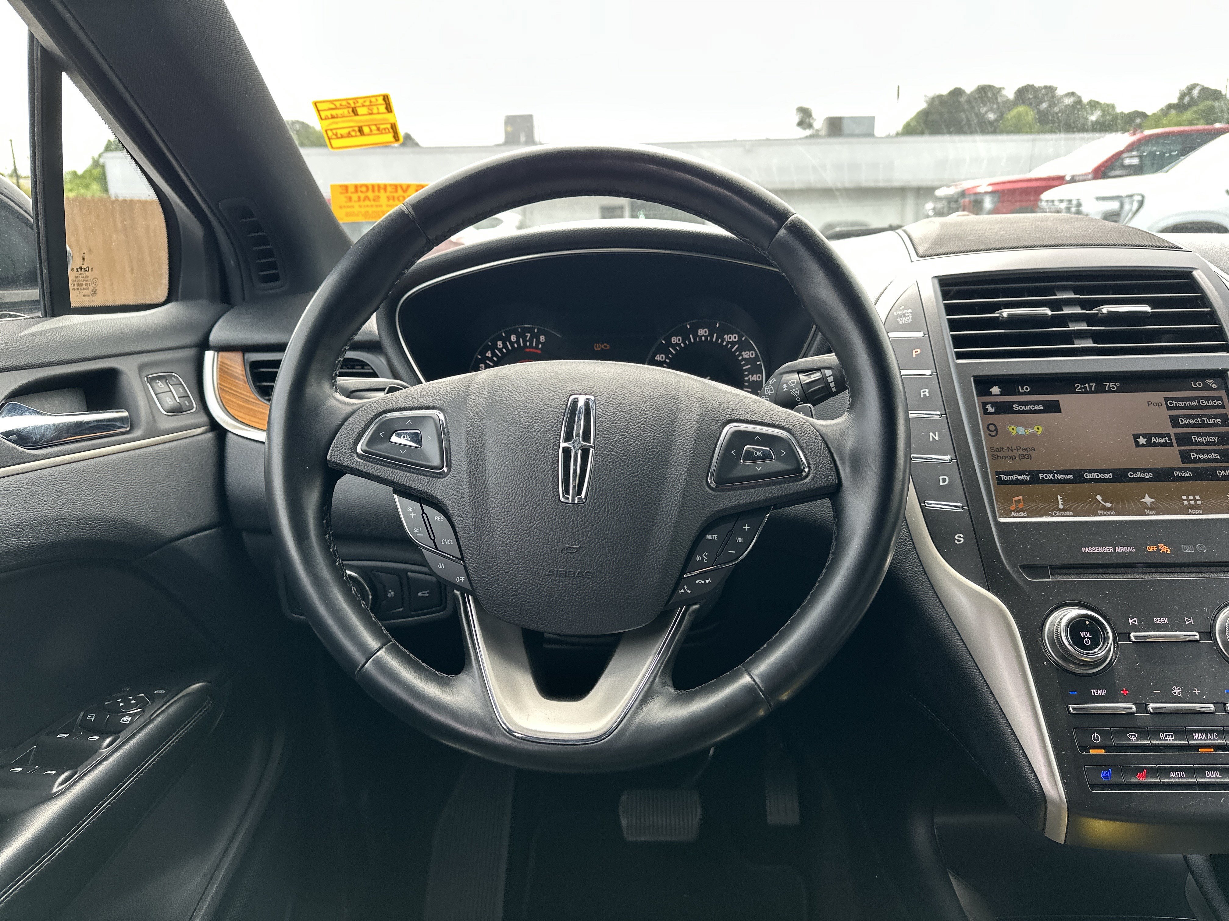 Used 2018 Lincoln MKC Reserve w/ Lincoln MKC Climate Package AWD/4WD image 18