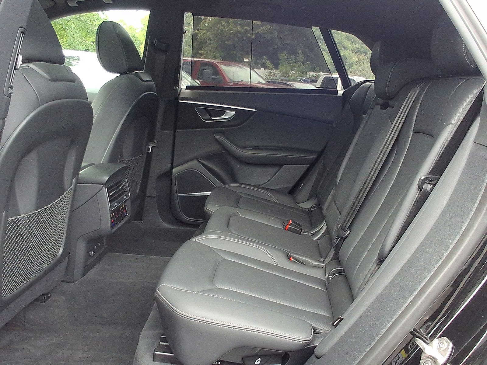 Certified 2024 Audi Q8 Premium Plus AWD/4WD image 26