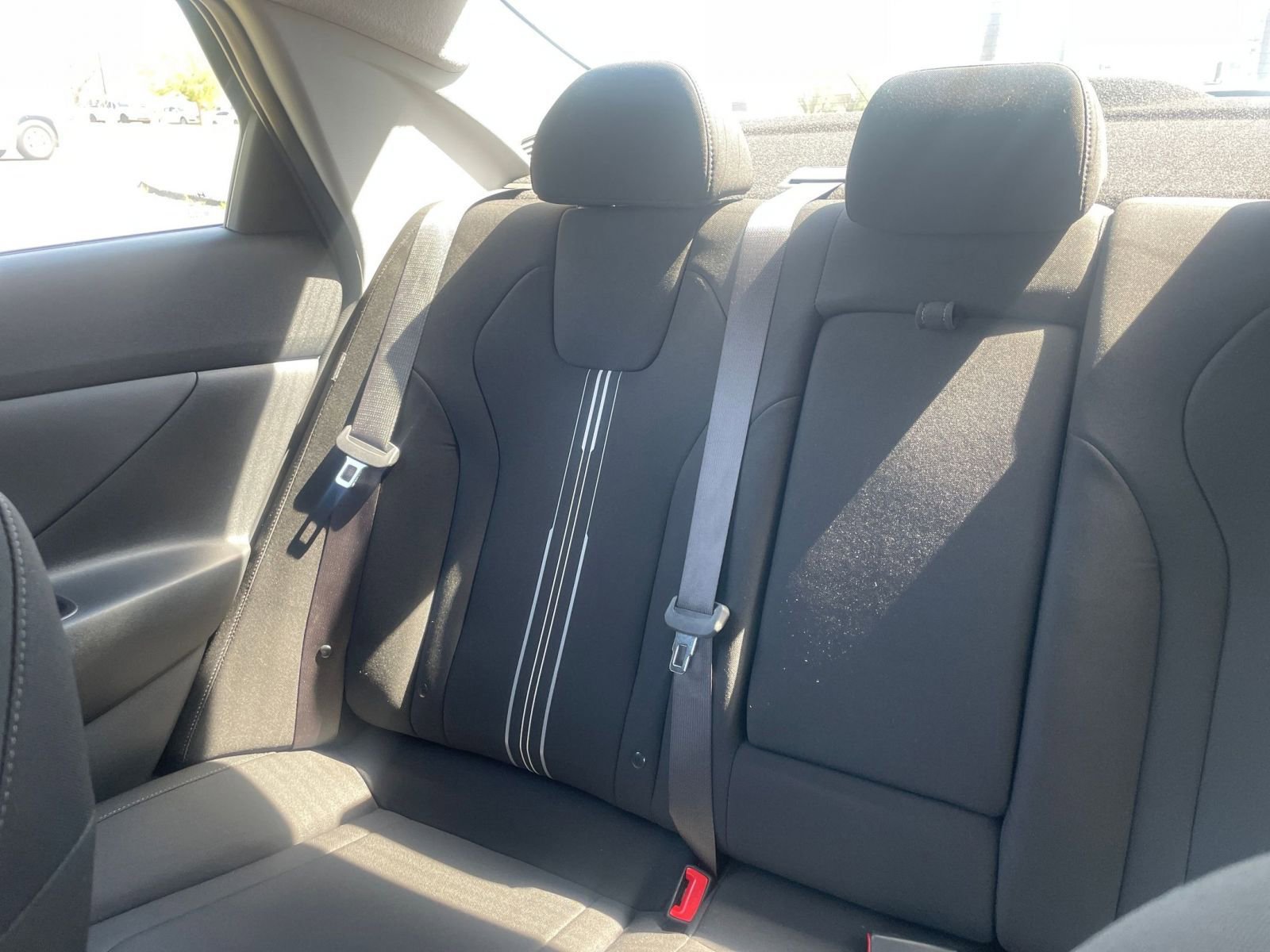 Used 2025 Hyundai Elantra SEL image 40